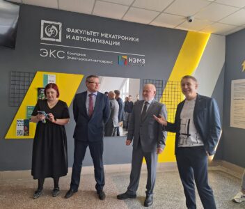 Открытие обновленного холла факультета мехатроники и автоматизации