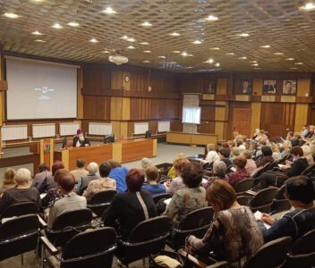 Протоирей отец Александр Реморов на Народном факультете НГТУ