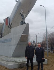 Из космоса — в НГТУ: уникальный подарок от выпускника-микроминиатюриста