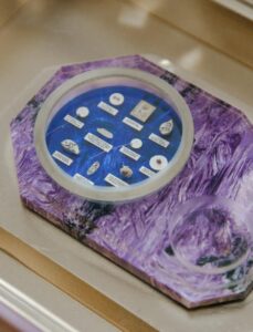 Из космоса — в НГТУ: уникальный подарок от выпускника-микроминиатюриста