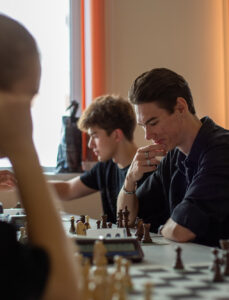 Дружеский шахматный матч «Выпускники против студентов» в честь 75-летия НГТУ