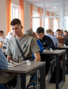 Дружеский шахматный матч «Выпускники против студентов» в честь 75-летия НГТУ