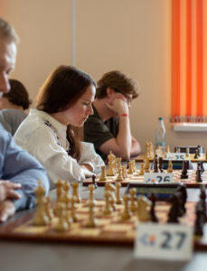 Дружеский шахматный матч «Выпускники против студентов» в честь 75-летия НГТУ